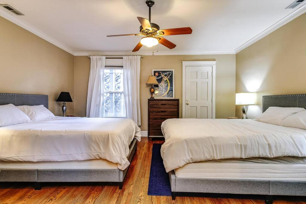 Historic And Unique Brownstone In Gold Coast - Downtown - 3 Apartment Chicago Luaran gambar