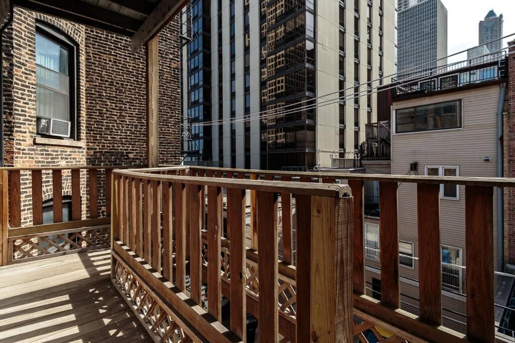 Historic And Unique Brownstone In Gold Coast - Downtown - 3 Apartment Chicago Luaran gambar