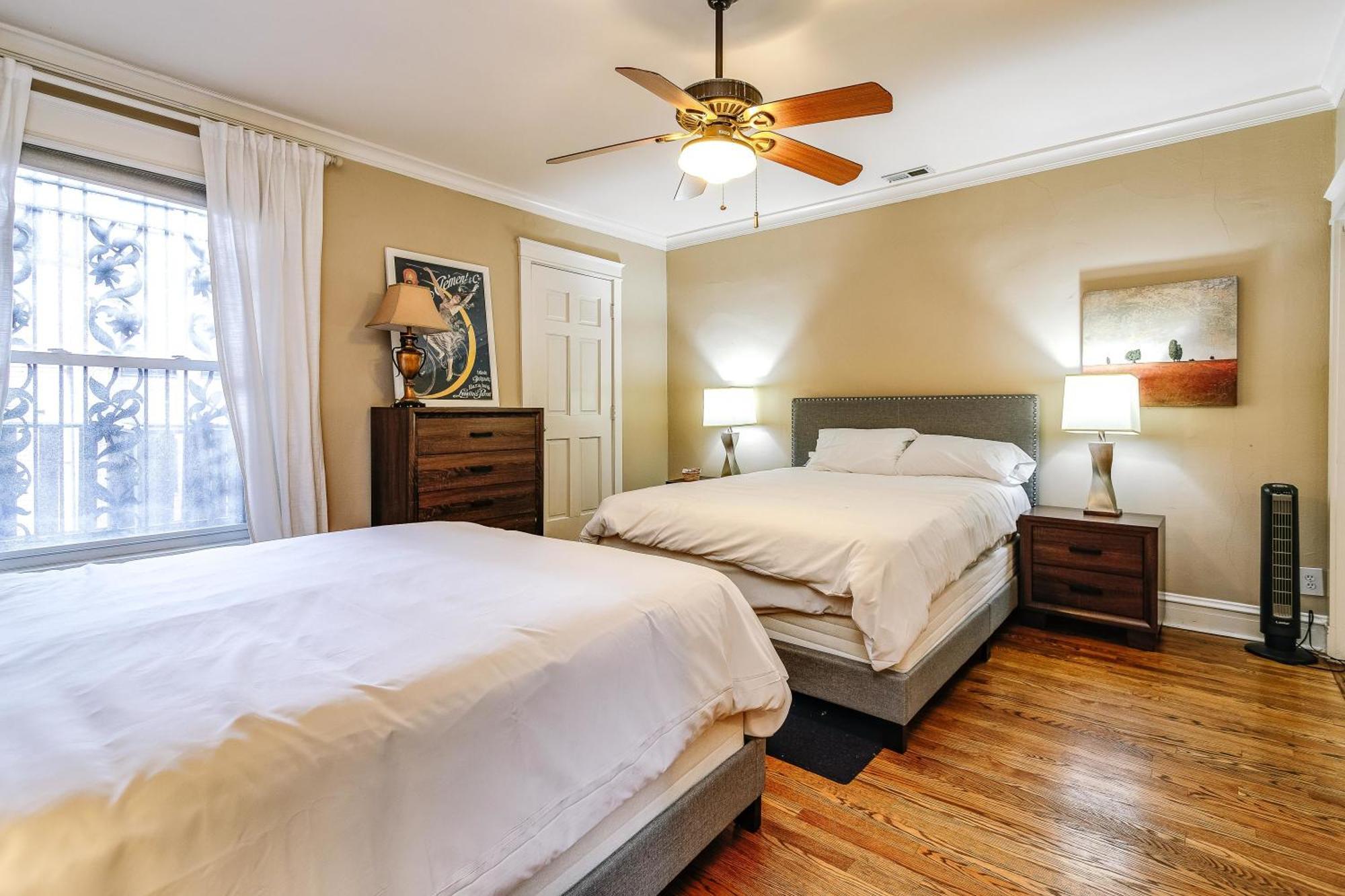 Historic And Unique Brownstone In Gold Coast - Downtown - 3 Apartment Chicago Luaran gambar